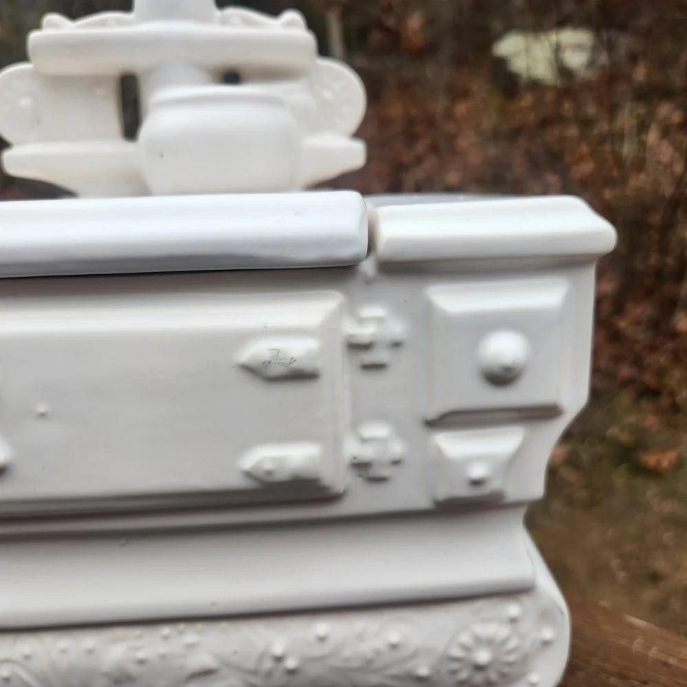 Vintage Mccoy Bisque White Stove Cookie Jar Circa 1962 HEAVY!